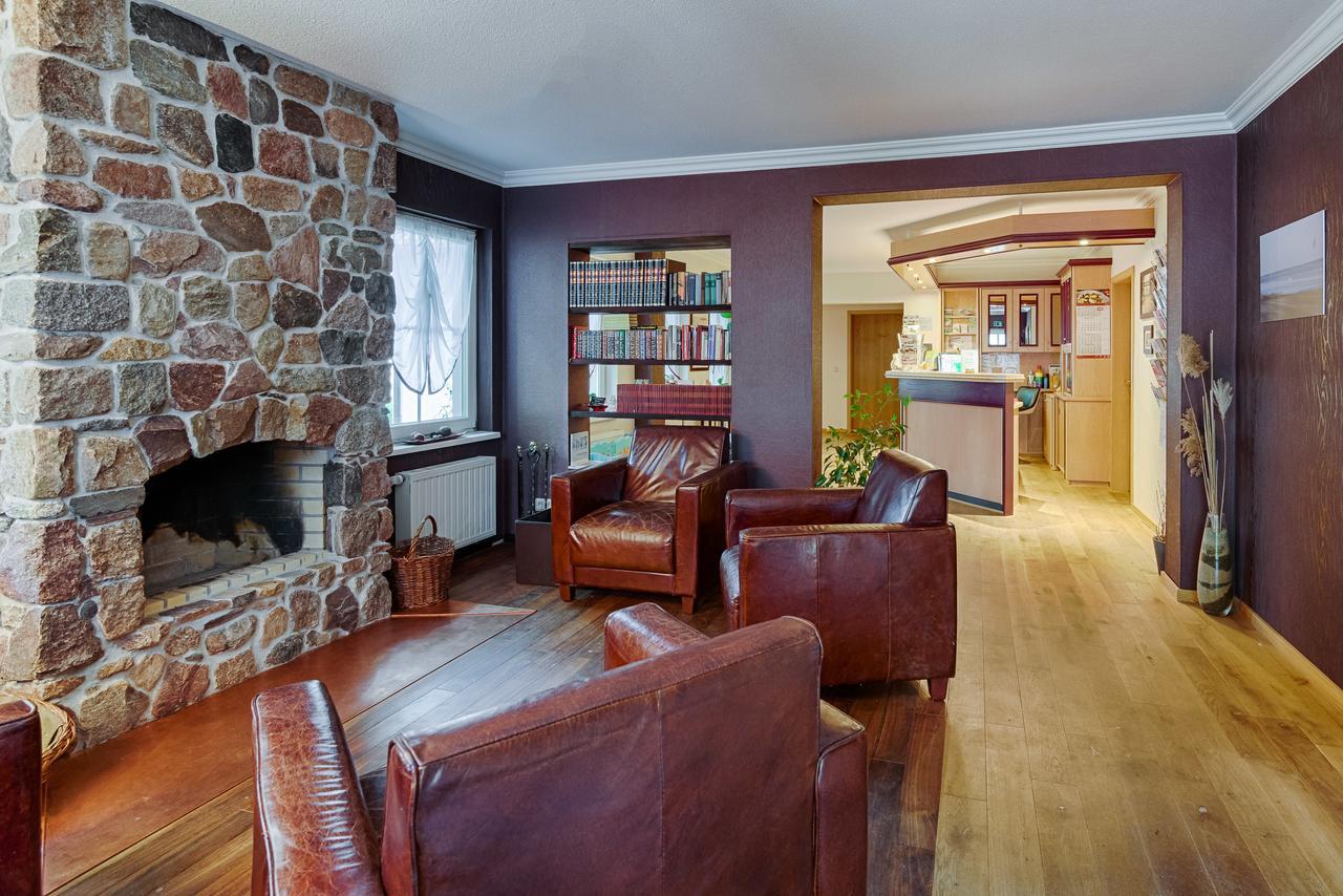 Seehotel Schorfheide Althuttendorf Esterno foto