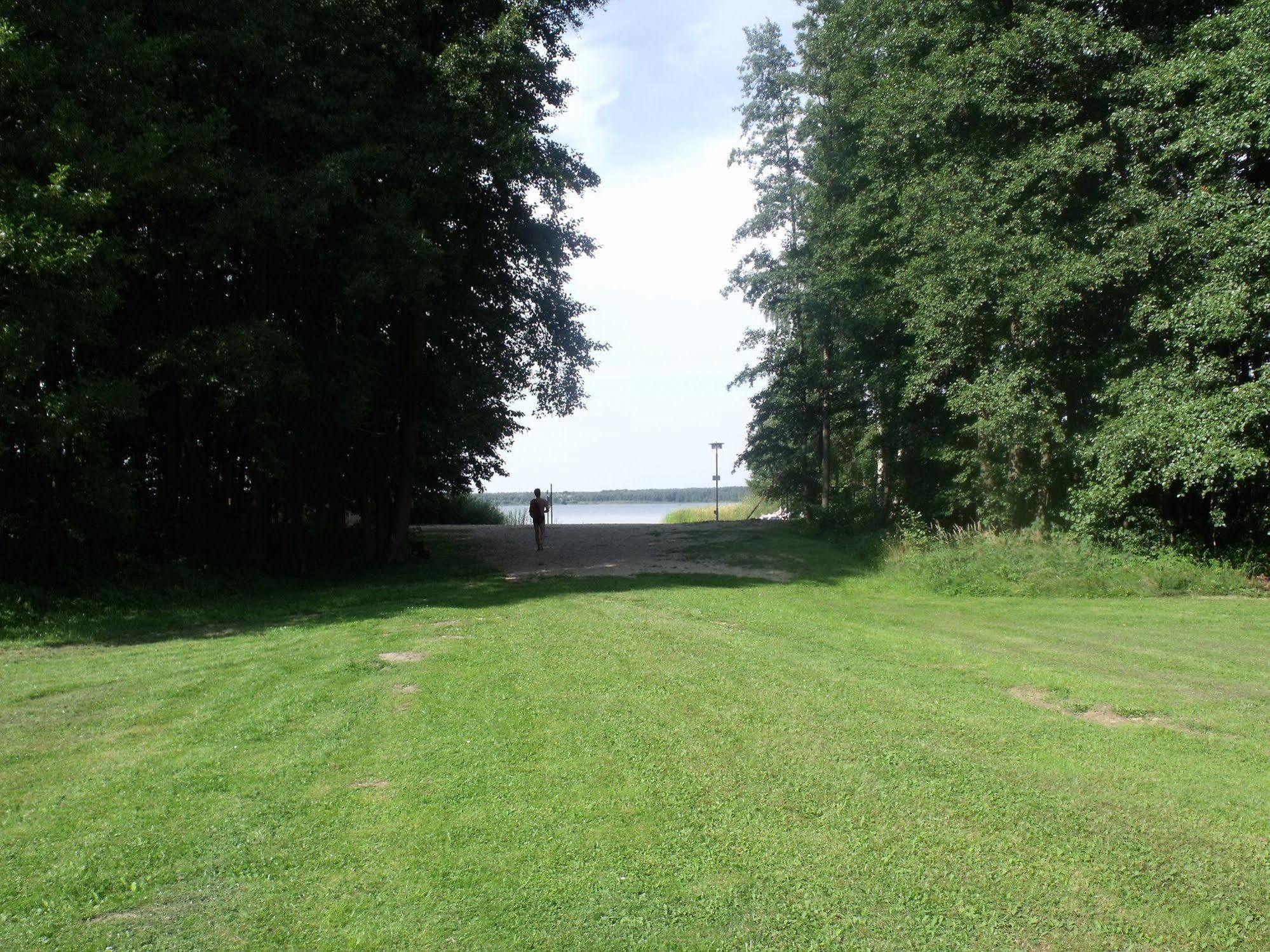 Seehotel Schorfheide Althuttendorf Esterno foto